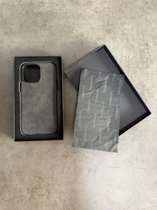 Husa iPhone 14 Pro Max Alcantara Space Grey