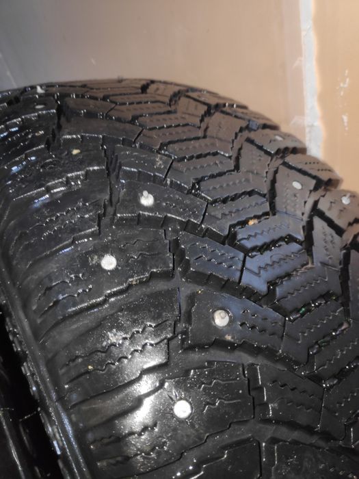 Пара шин 195/60/15 зима
