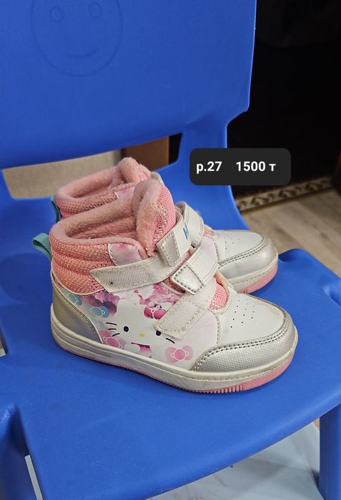 Обувь на девочку