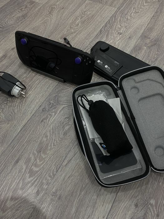 Продам Steam deck