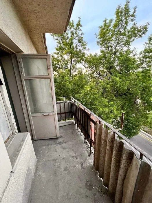 #1673, Мирабадский район]
ор-р напротив транспортного института