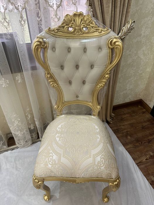 Стулья для гостиной