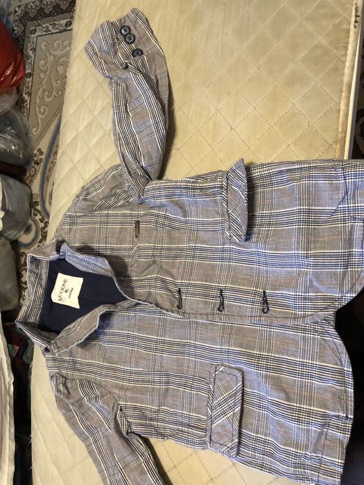 Продается модный пиджак.