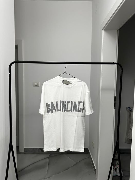 Tricou Balenciaga