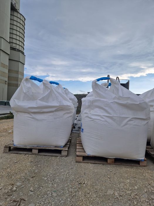 Dolomita,  Sulfat de Calciu,  Carbonat de Calciu
