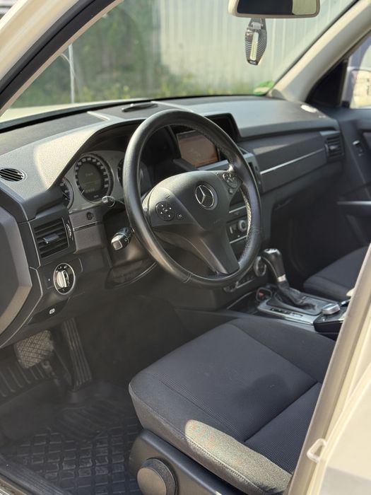 Vand/Schimb Mercedes GLK cu un suv cu bena