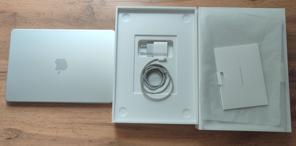 MacBook Neo 8/512