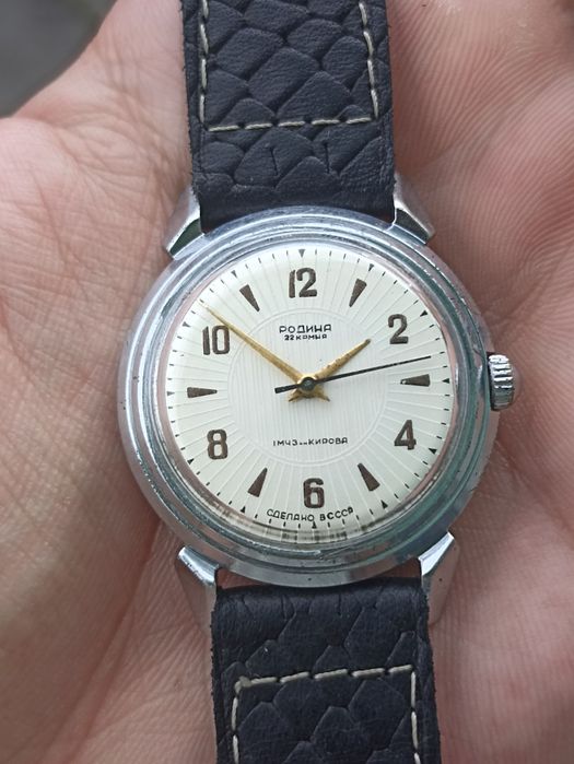 Ceas automatic Rodina