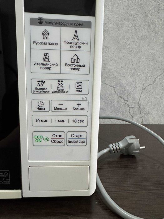 Продам микровалновку LG