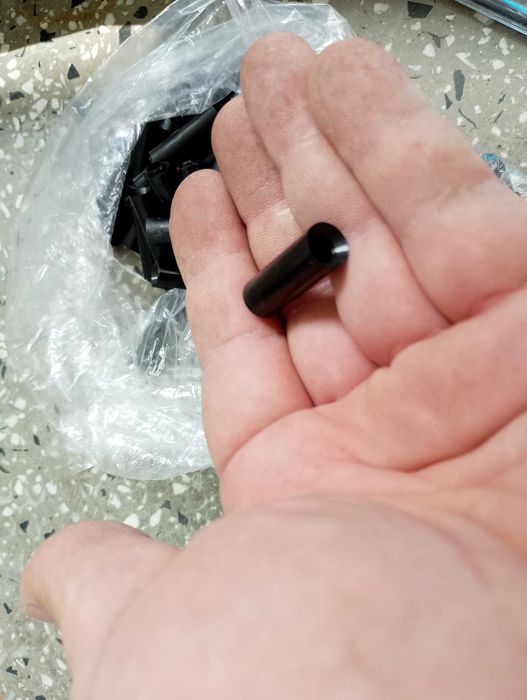 Пласмасови втулки