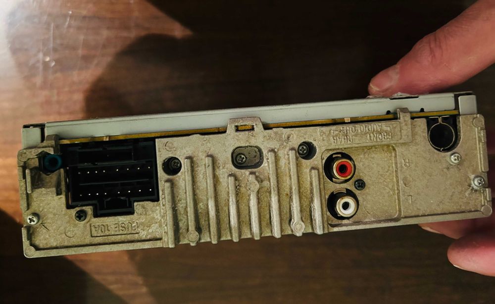 Автомагнитола Sony