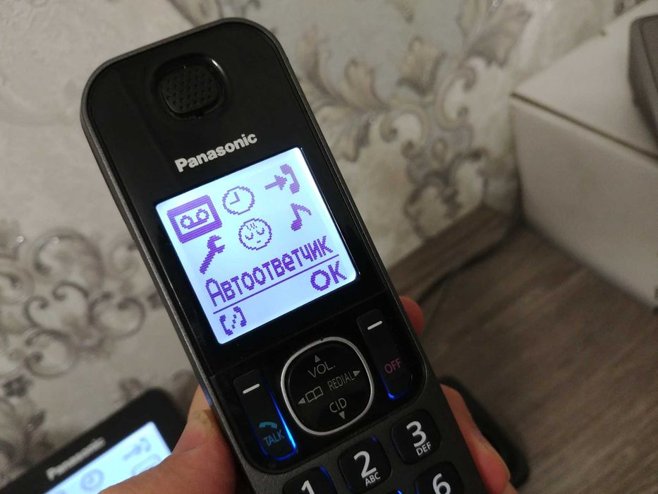 Телефон Panasonic KX-TGF320