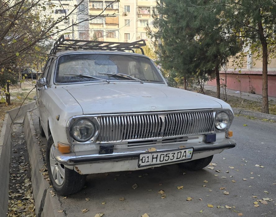 ISH bop moshina VOLGA GAZ 2401