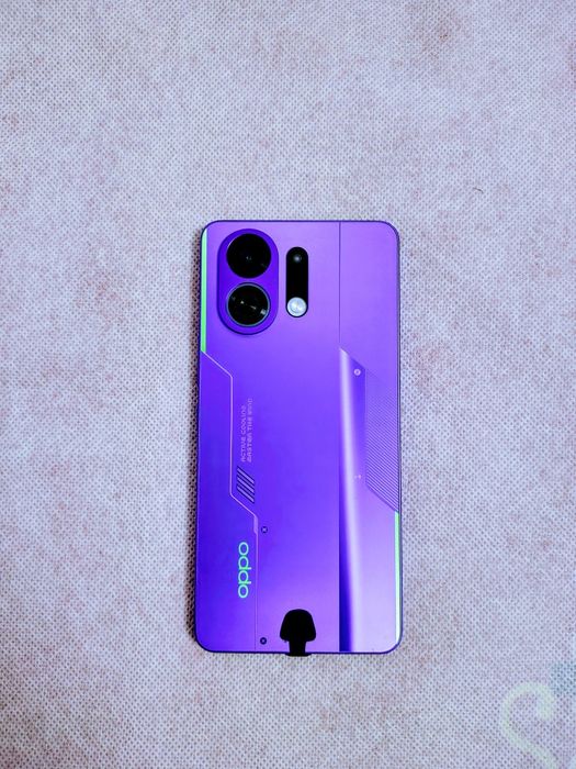 Oppo k13 turbo pro 12/256 GB idial желательно пишите сюда. Или в телег
