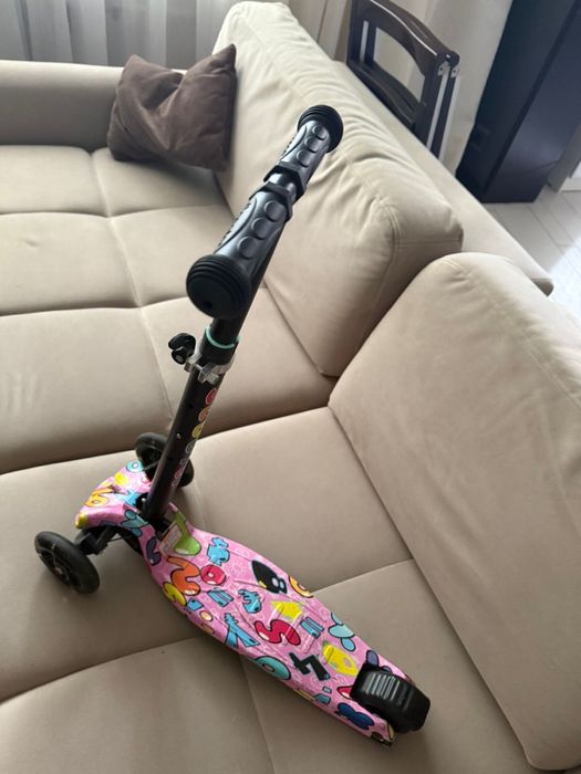 Самокат детский для девочки