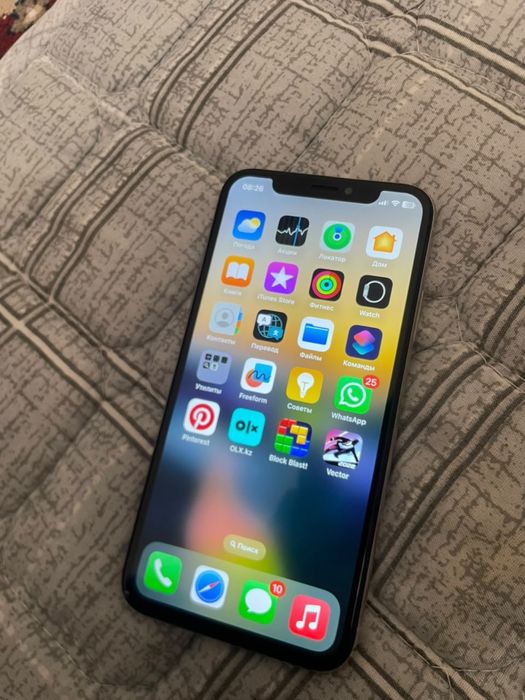 iPhone Х в хорошем состояние