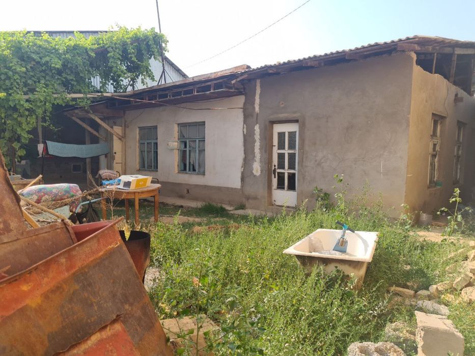 Limonariyada yer sotiladi 3.3 sotok