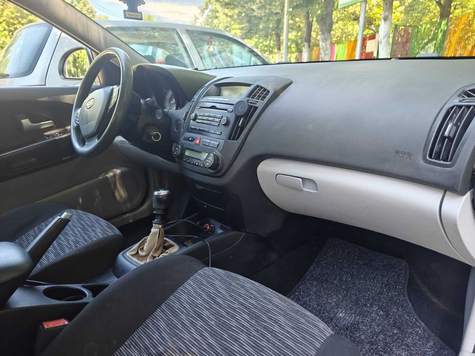 KIA Ceed 2008 — imagine 3