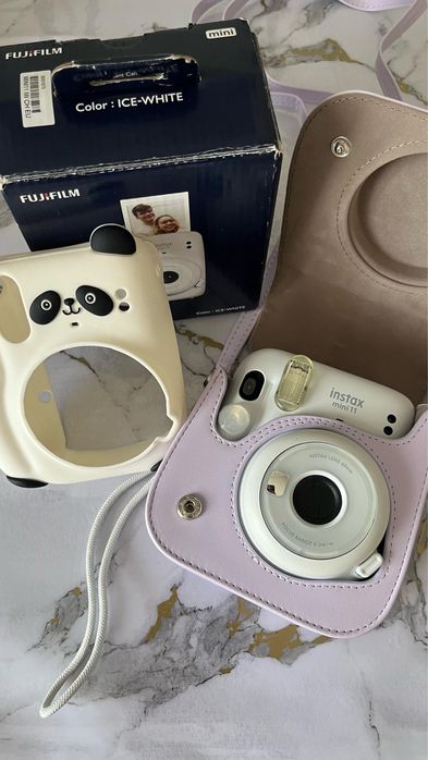 Фотоаппарат instax mini 11