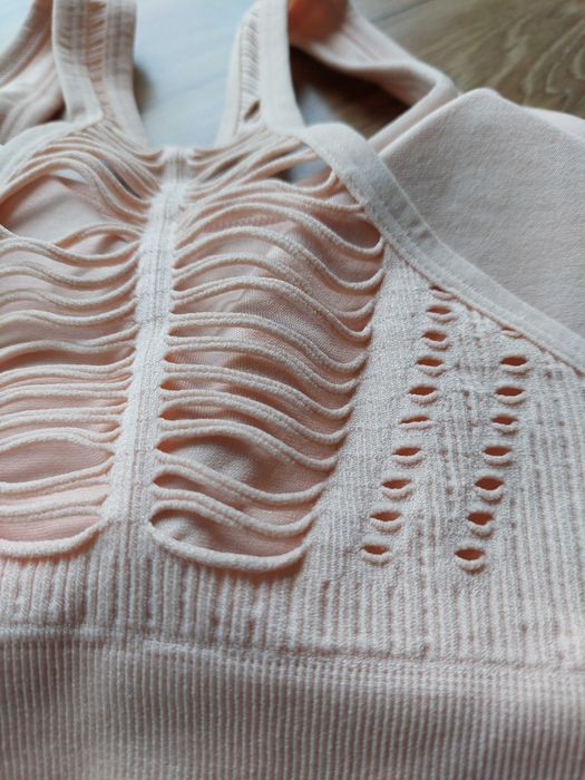 Спортен сутиен S размер Pro fit