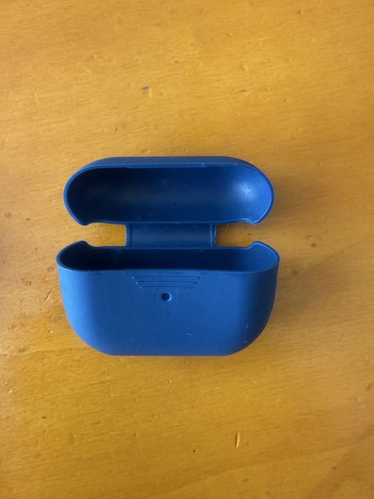 AirPods Pro  само кутия case  за слушалки на Apple