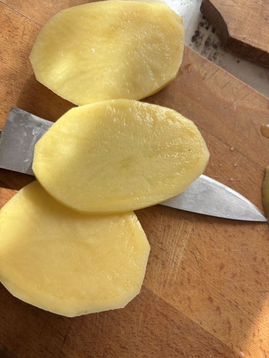 Cartofi de consum sau samanta