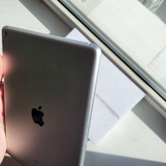 iPad (9 Generation) 64gb Wi-fi + Apple Pencil