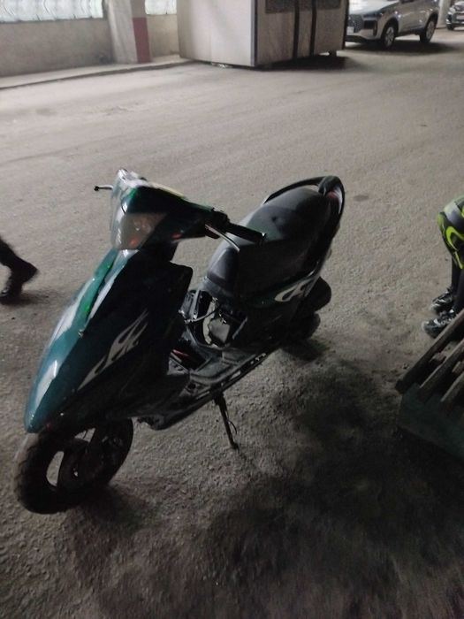 Скутер Vento Corsa