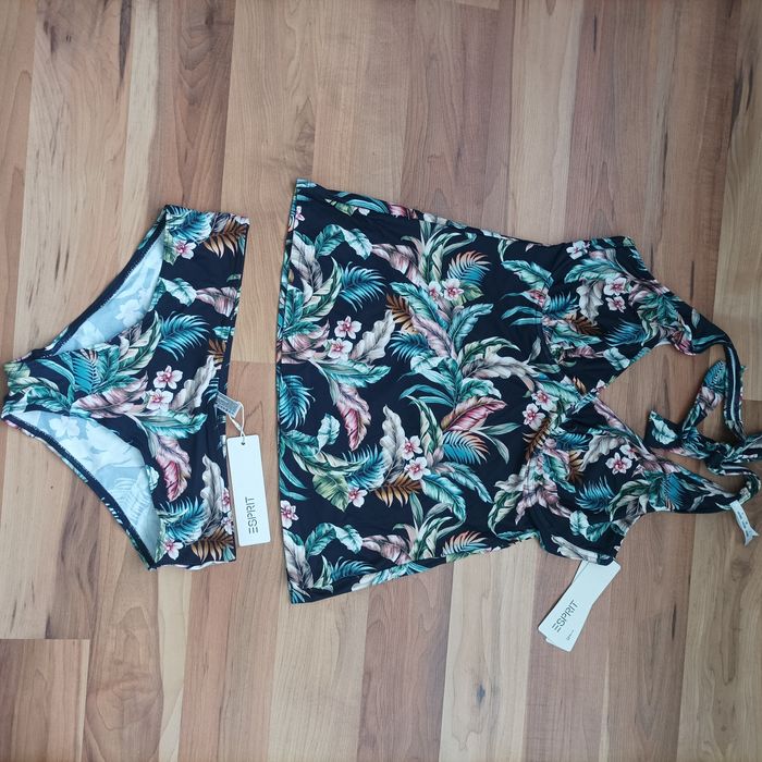 Esprit /Oneill 36B/C  висока талия нов оригинален бански