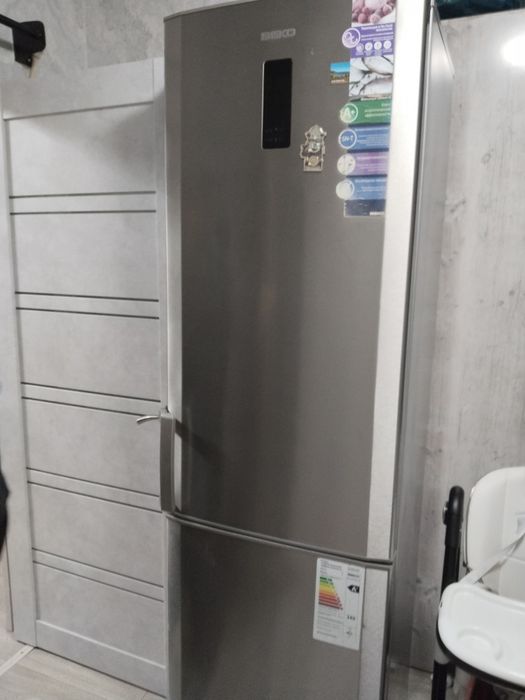 Продам холодильник Beko б/у