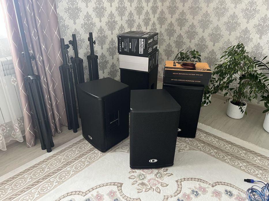 Продам караоке комплект, калонка, микрафон