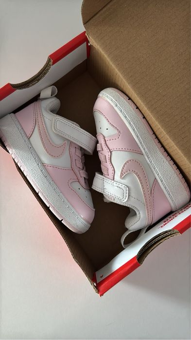 Обувки Nike за момиче