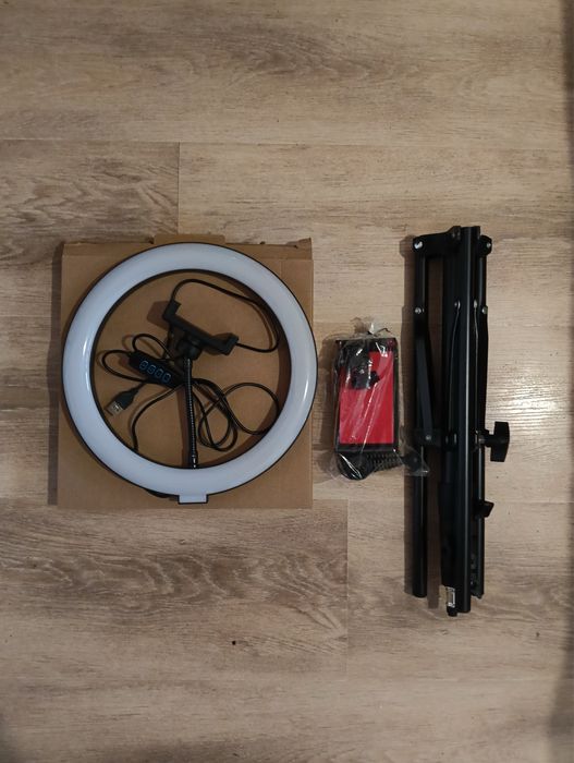 Ринг лампа 26см със статив и аксесоари – LED Ring Light комплект
