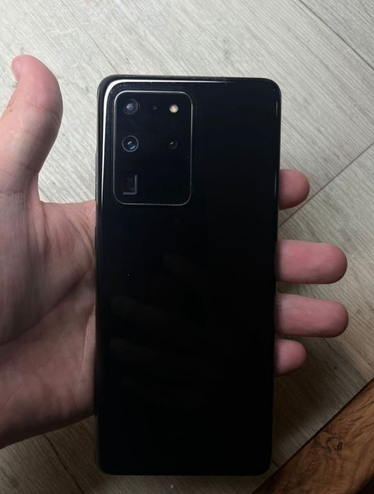 Самсунг S20 ультра