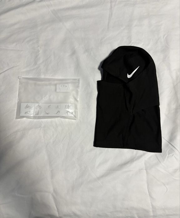 Nike ski mask noua
