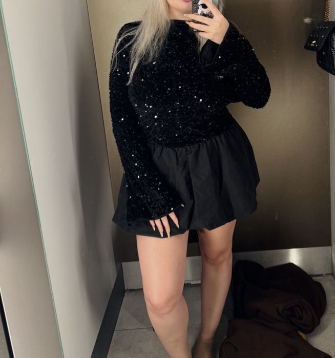 Rochie din paiete / Eleganta