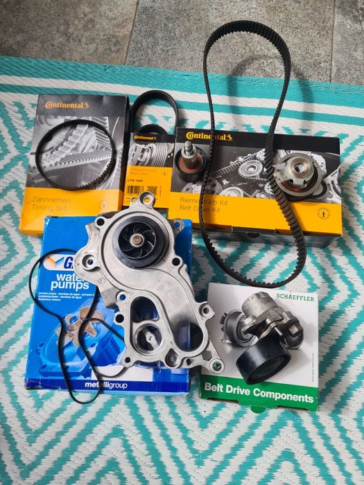 Vând kit distribuție +pompă de apă