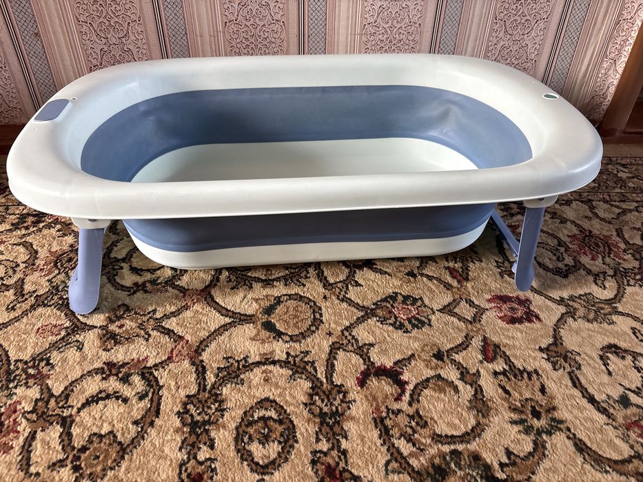 Продам ванночку складная