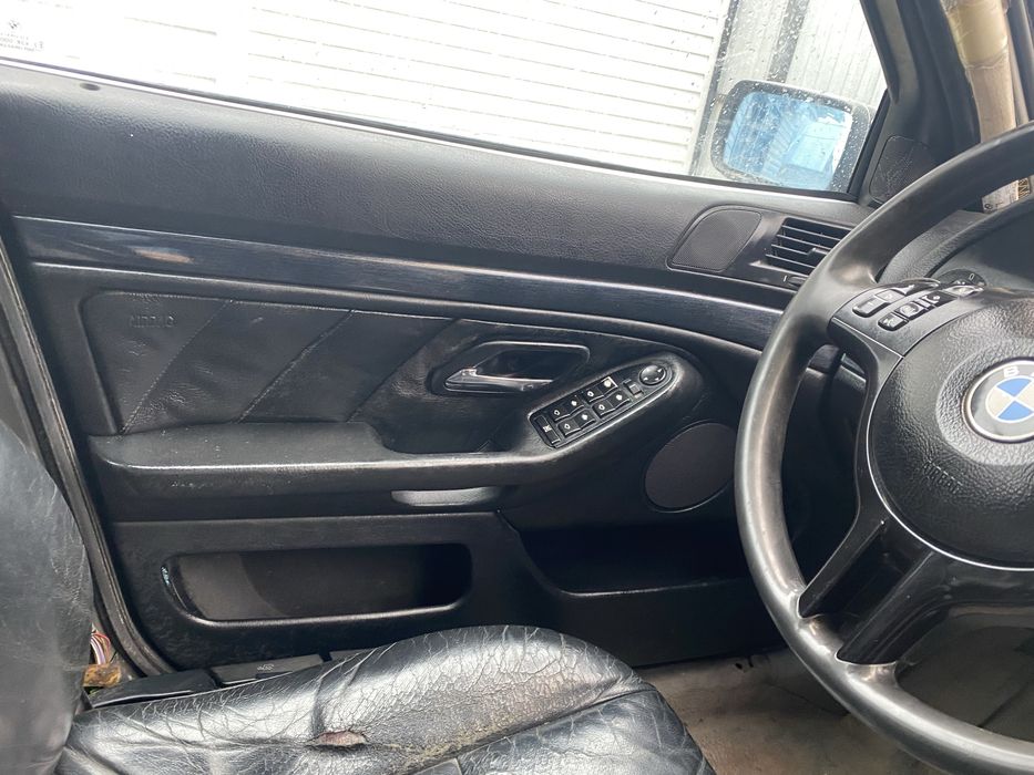 Продам склон бмв е 39