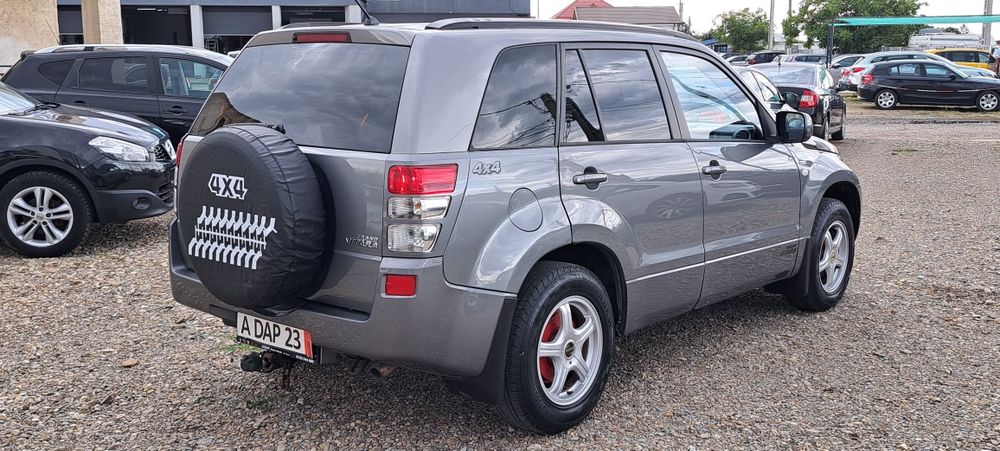 Suzuki Grand Vitara 1.9 DIESEL 130 cp 4x4 mic/MARE an 12.2006 RAR EFECTUAT