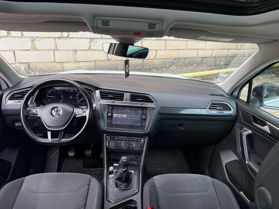 VOLKSWAGEN Tiguan 2018 — imagine 4