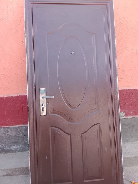 Буу есік сатылады