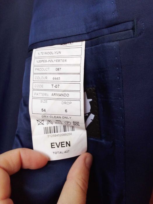 Costum potrivit pentru evenimente