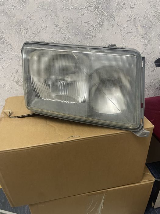 фара и поворотники от Mercedes W124