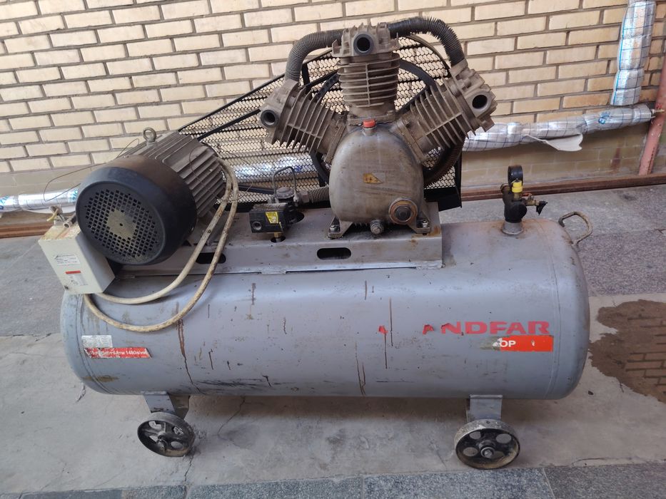 Воздушный компрессор   Havo kompressori