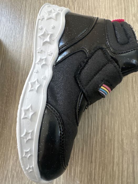 Обувки за момичета от Waikiki