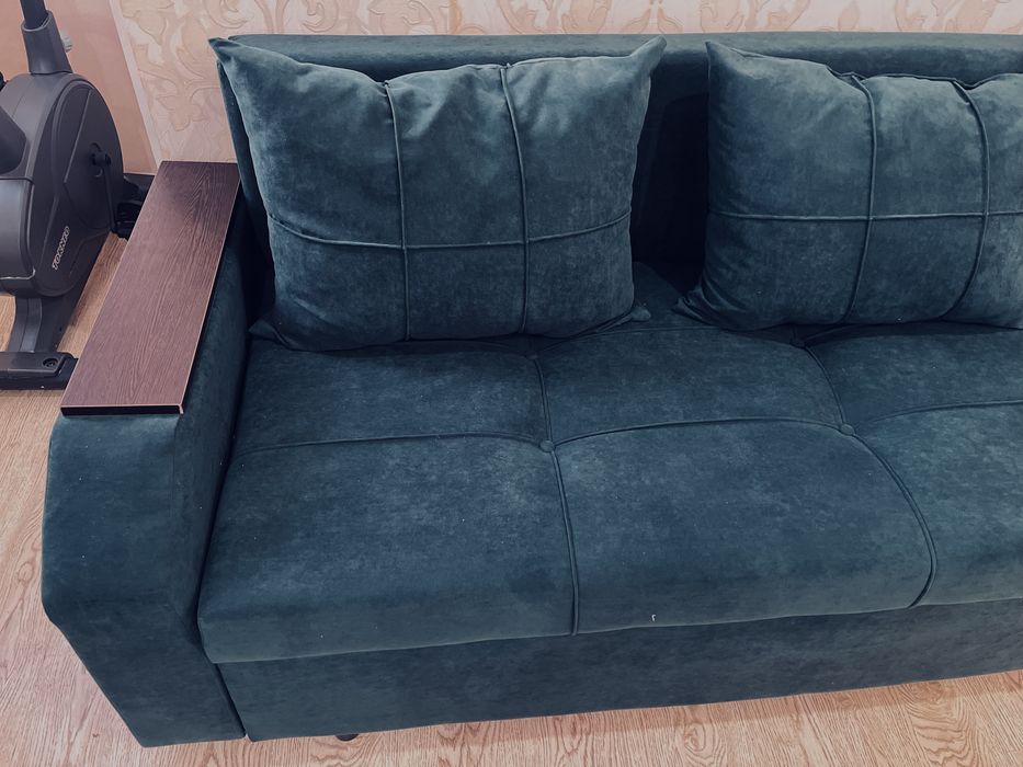 Диван 4 метра изумруд