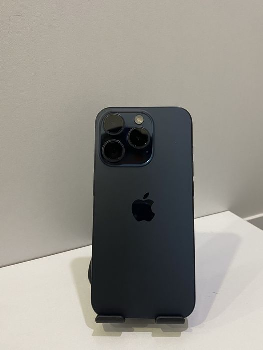 Iphone 15 Pro синий