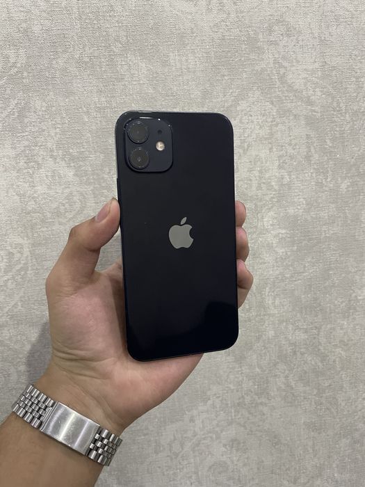 iPhone 12 128GB.