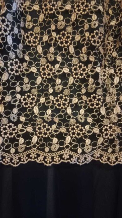 Женское платье на торжество 48 размера